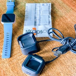 Fitbit Versa 2 - Smartwatch - Fitness Tracker